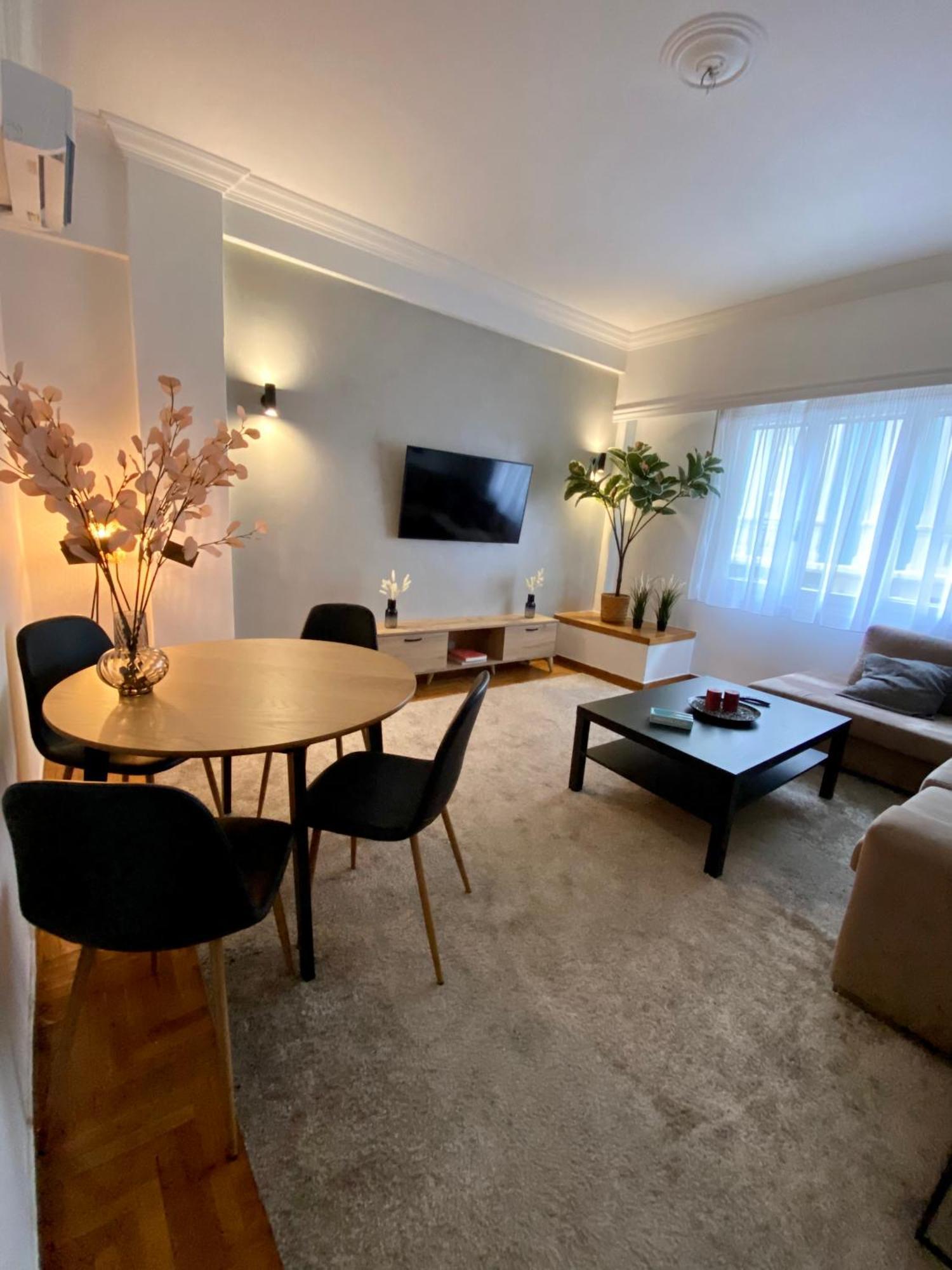 Cozy Apartment In Kolonaki Athens - Sleeps 5 المظهر الخارجي الصورة